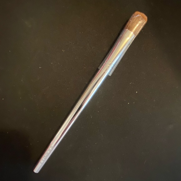 Clinique Eye Shader Brush NEW - Picture 1 of 3